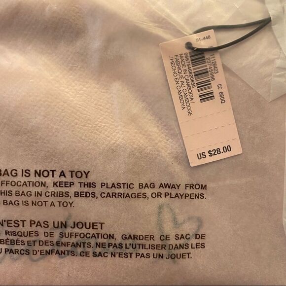 Victoria’s Secret Pink Petal Edge Beauty Cosmetics Bag New With Tags - Picture 3 of 3